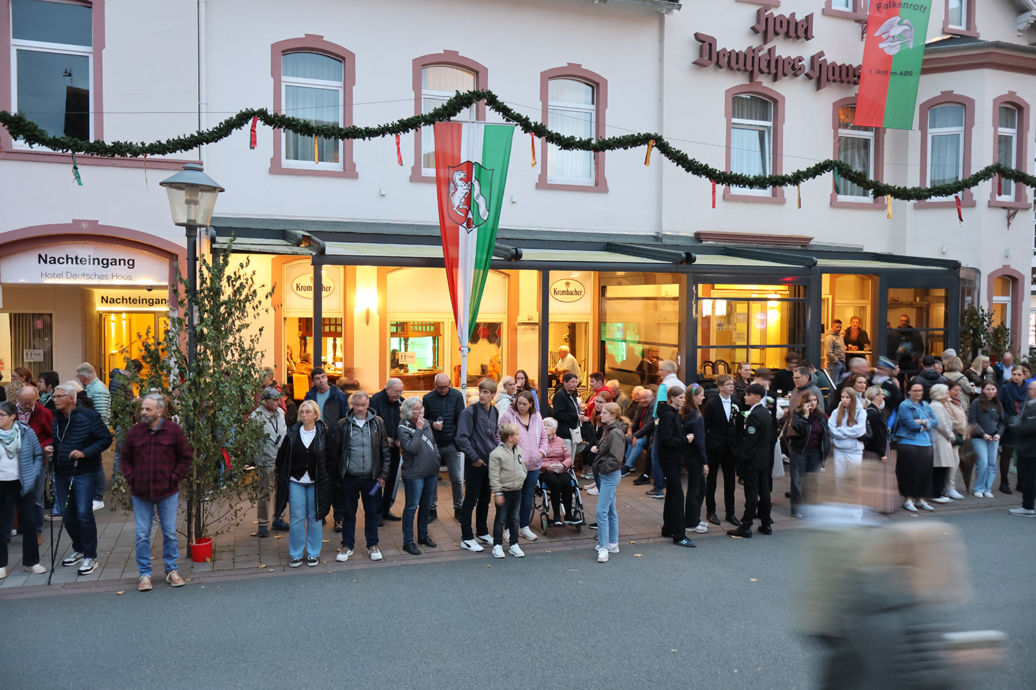_5116337877